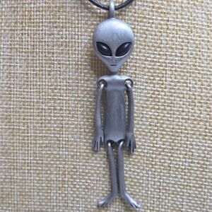 Vintage & Rare 1980 Signed Jonette Pewter Dangling Space Alien Necklace Jewelry